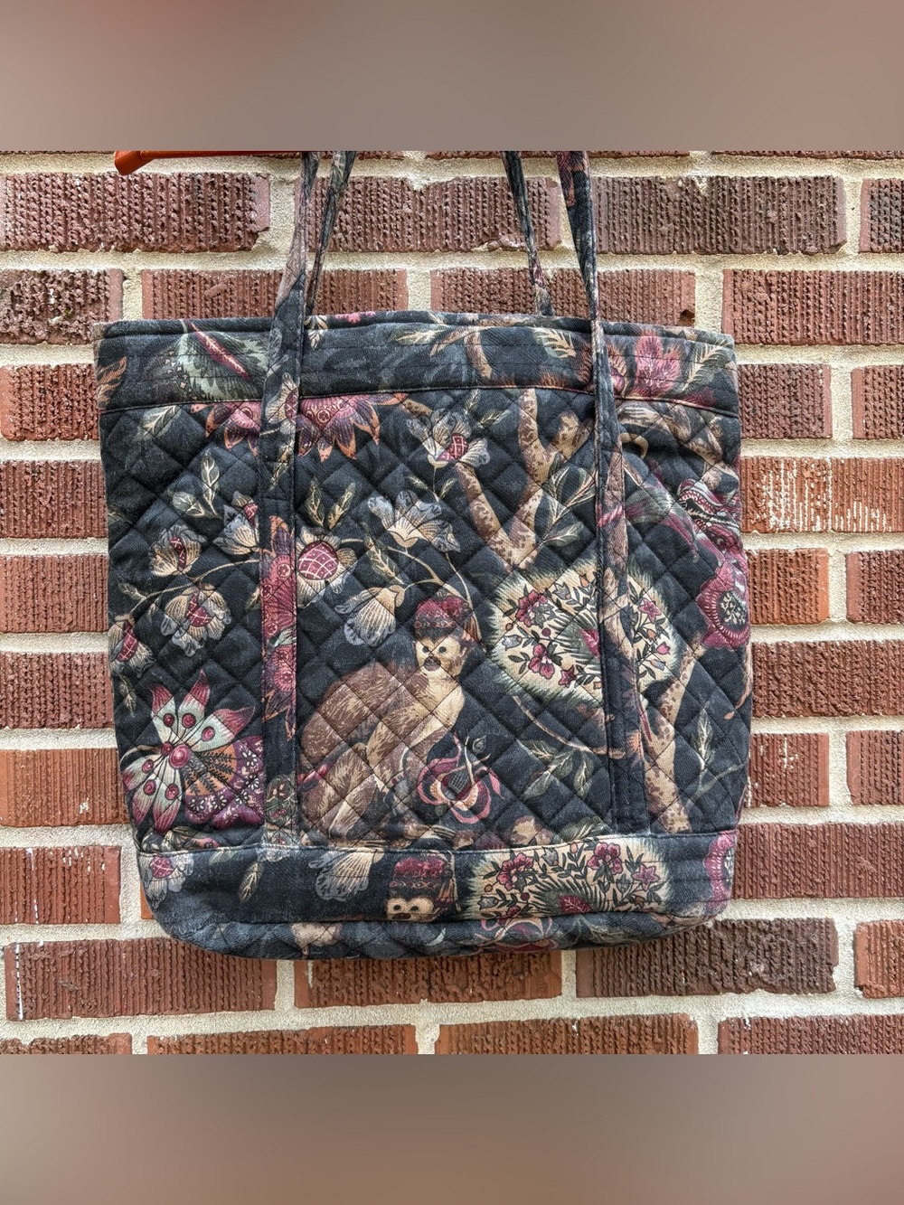 Quilted floral vintage style fabric bohemian shabby chic Black shoulder tote bag - Picture 4 of 7